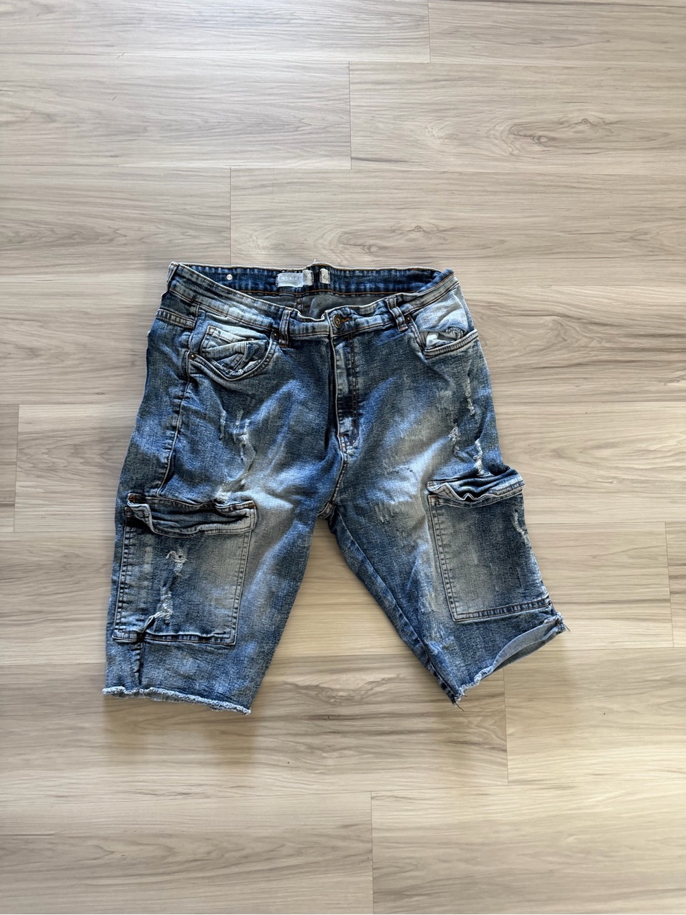 Evolution Men's Distressed Blue Denim Cargo Shorts